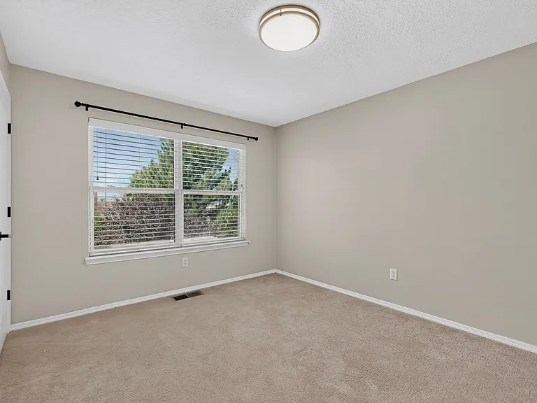 13208 Sentinal Ct NE — Photo 29