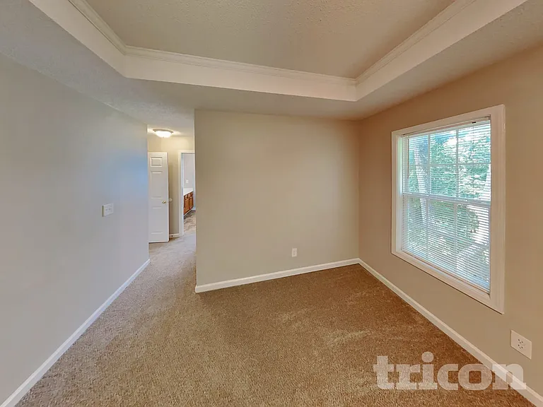 37 Abbotsford Dr — Photo 6