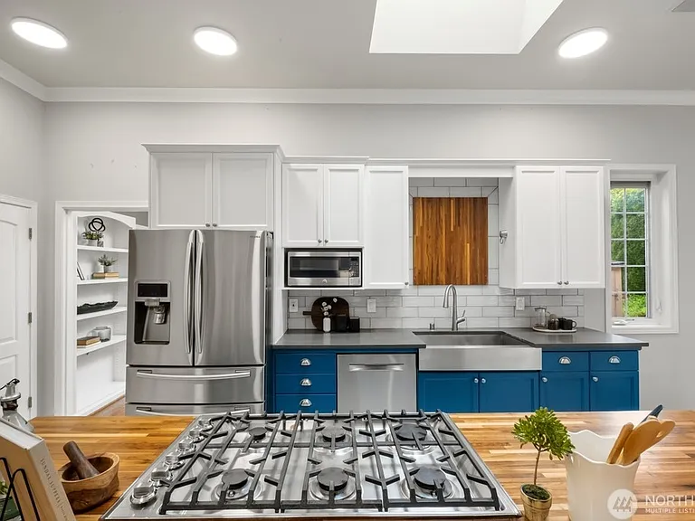 17247 SE 54th Pl — Photo 14