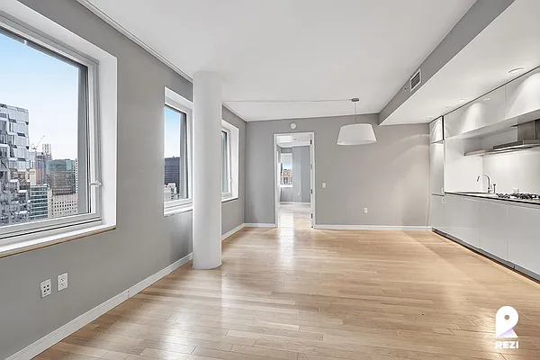 Rented by REZI | media 76