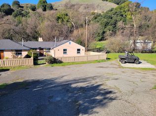 8084 Crow Canyon Rd, Castro Valley, CA 94552