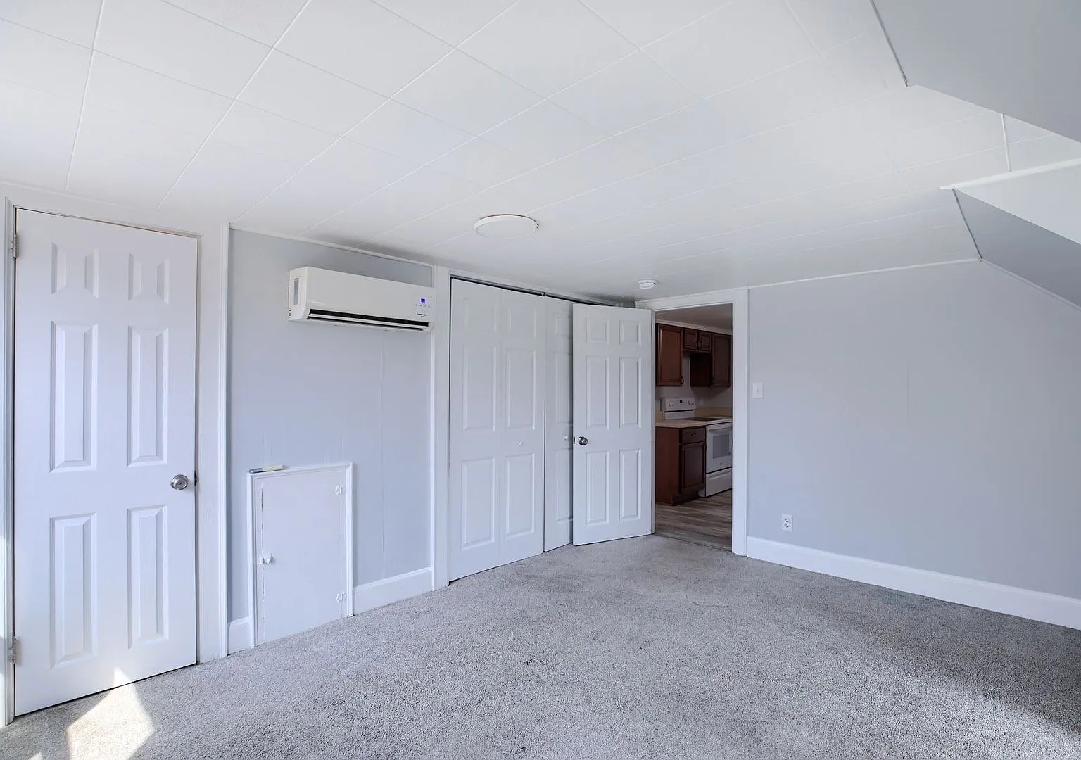 1 bed, 1.0 bath, 650 sqft, $1,350 — Photo 3