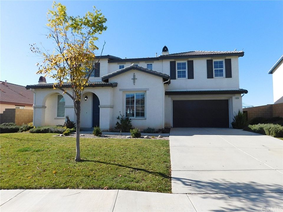 1st image of 34763 Heritage Oaks Cir