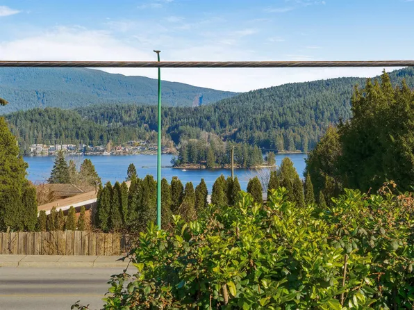 4254 Caddy Rd, North Vancouver, BC V7G 1B7