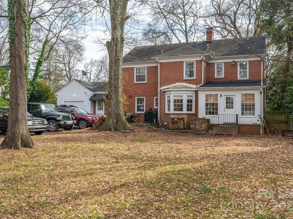 1120 Cumberland Ave, Gastonia, NC 28054