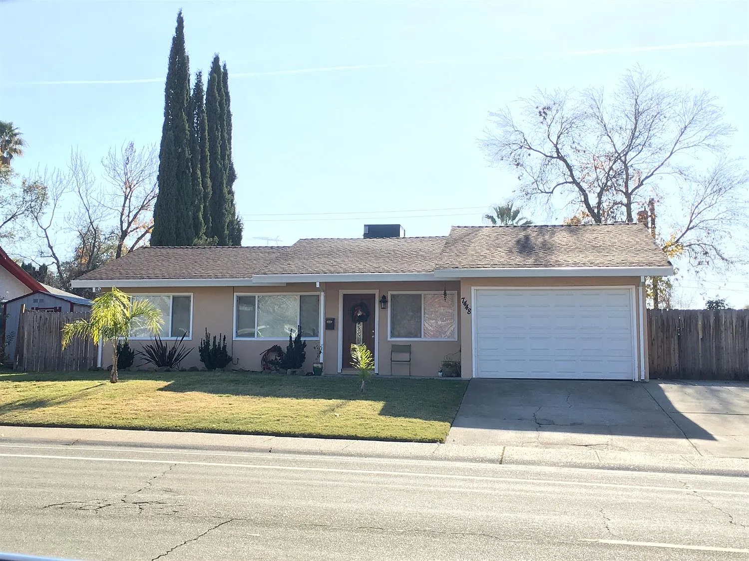 7448 Rollingwood Blvd photo 1