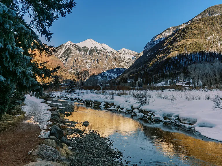 S Pine St — Photo 28