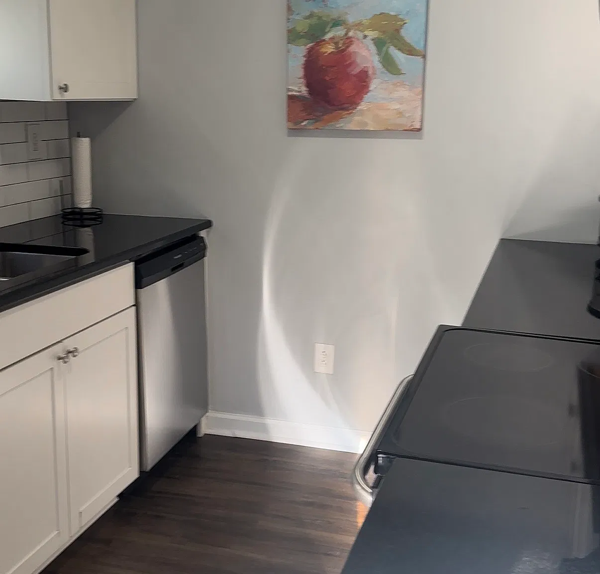 3 bed, 1072 sqft, $1,600 — Photo 4