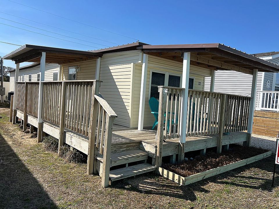 1st image of 1510 Salter Path Rd #12