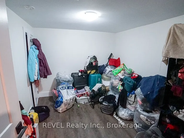 50 Pelham Rd — Photo 24