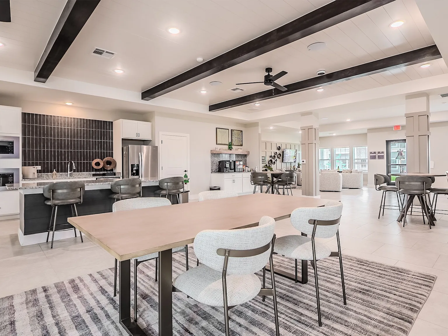 Whispering Pointe Apartments — Photo 2