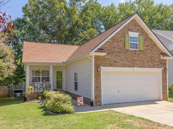 113 Christine Ct, Chapel Hill, NC 27516