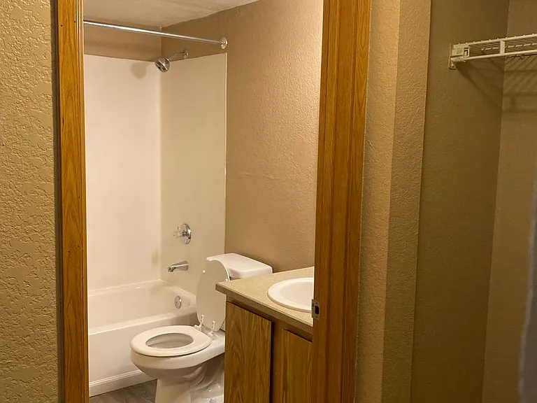 Westwood Apartments — Photo 165