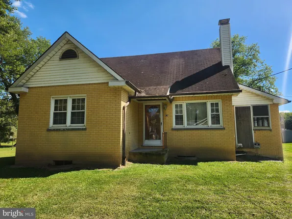 303 Walnut St, Bainbridge, PA 17502