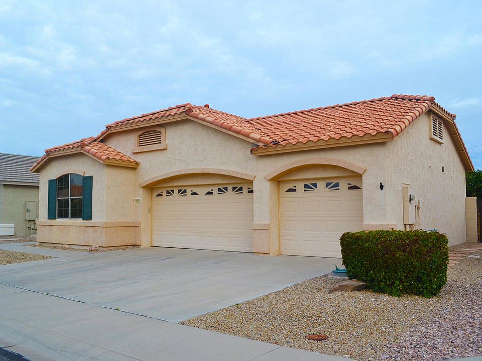 1st image of 17652 W Weatherby Dr