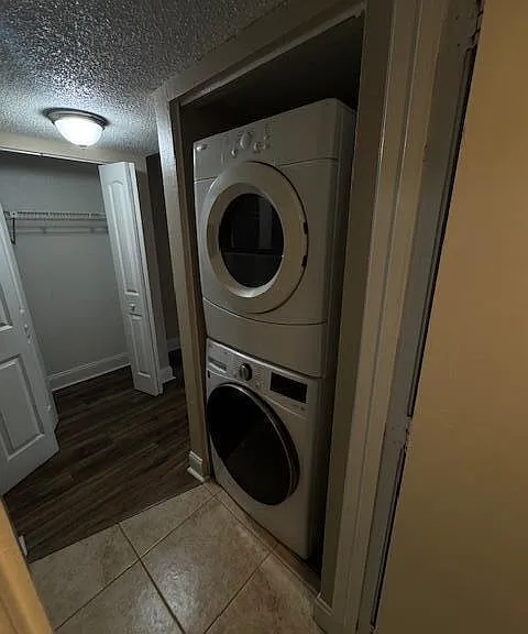 1536 SE Royal Green Cir #104 — Photo 20