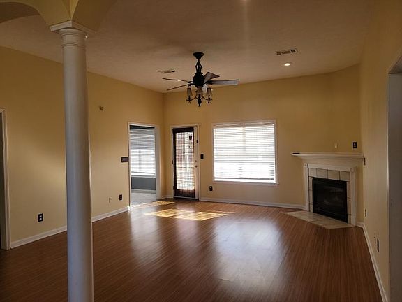 2nd image of 155 Colt Ln