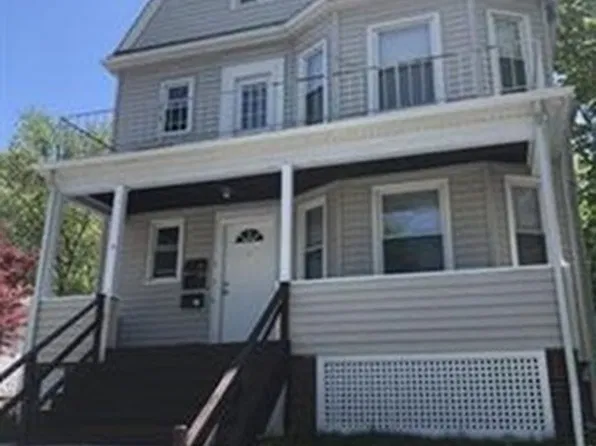 9 Warwick St #3, Quincy, MA 02170