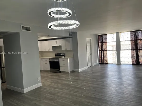 501 Three Islands Blvd APT 508, Hallandale, FL 33009