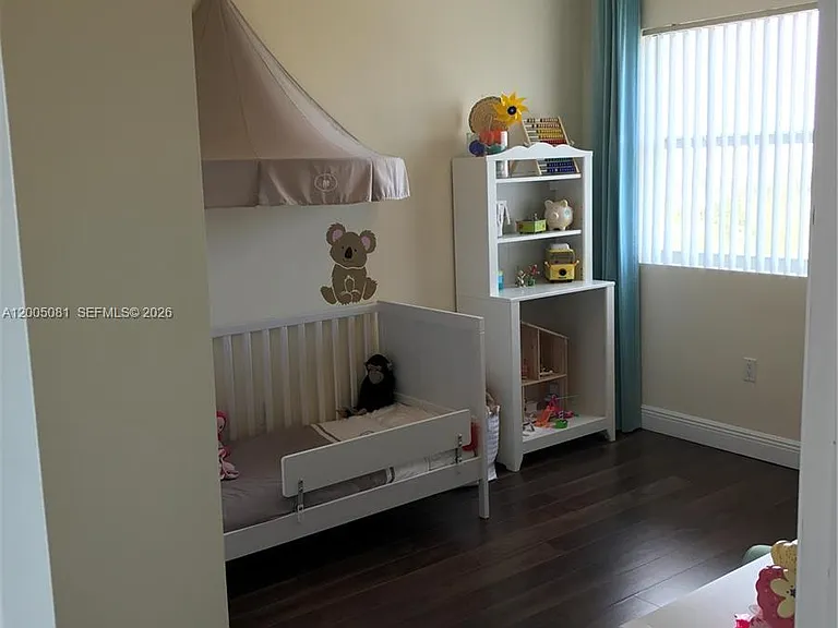 1627 SW 37th Ave #405 — Photo 9