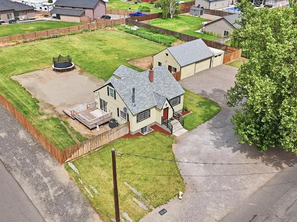 1904 Road 64, Pasco, WA 99301