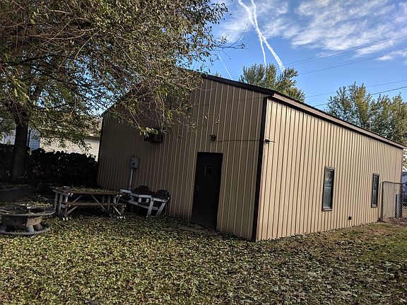 2nd image of 100 N Minnesota Ave