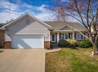 659 Tipperary Rd, Iowa City, IA 52246
