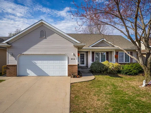 659 Tipperary Rd, Iowa City, IA 52246