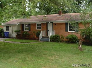 27 Forestdale Dr, Asheville, NC 28803