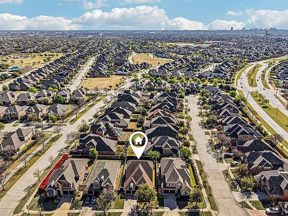 4th image of 8036 Sylvan Dale Rd