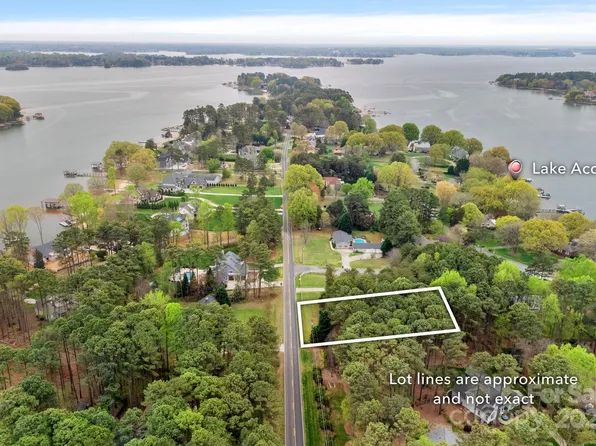 488 Isle Of Pines Rd, Mooresville, NC 28117