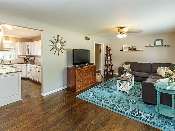 3rd image of 5511 Knox Ave
