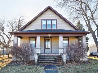 620 Locust St, Waukee, IA 50263