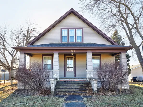 620 Locust St, Waukee, IA 50263