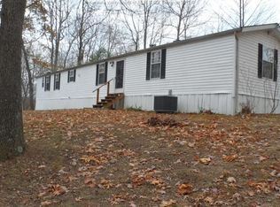 3945 Scott Depot Rd, Hurricane, WV 25526