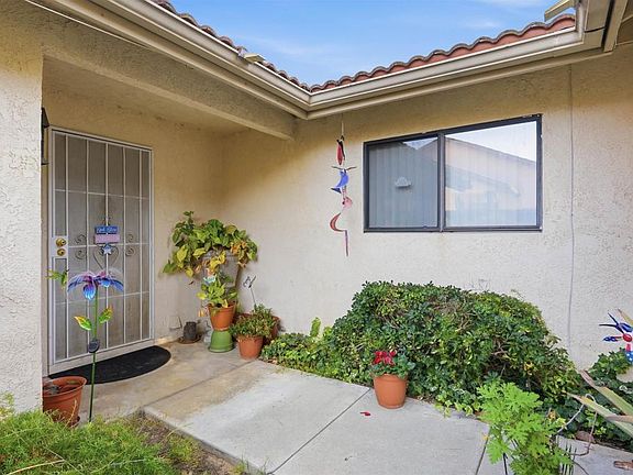 2nd image of 4308 Los Padres Dr