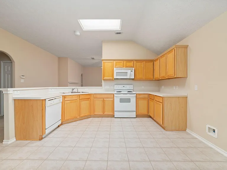 20511 Bouganvilla Blossom Ln — Photo 11