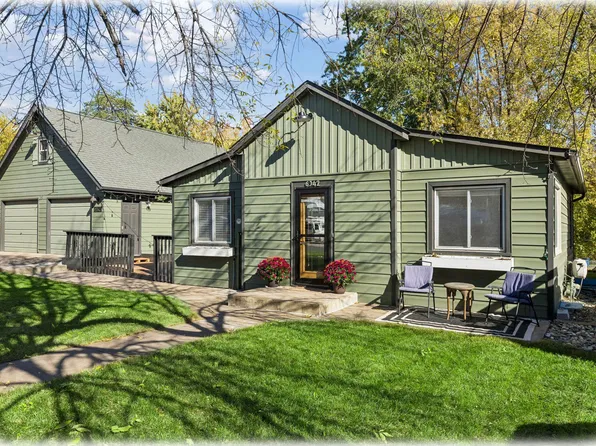 6342 Eagle Lake Dr, Osseo, MN 55369