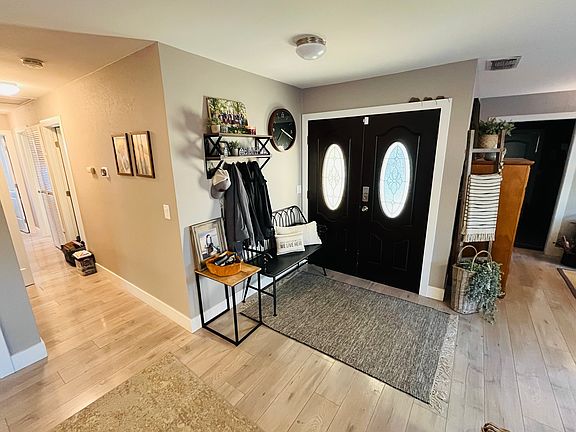2nd image of 5759 Palomar Cir