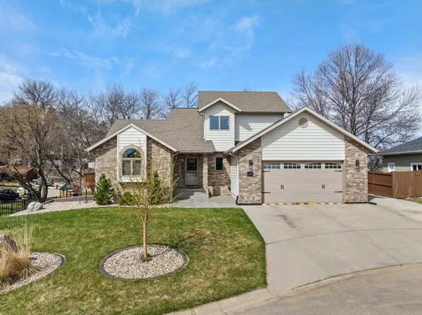 505 7th Ave SE, Minot, ND 58701