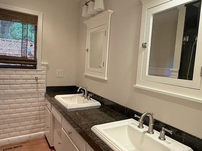 1388 Pine Ave — Photo 21