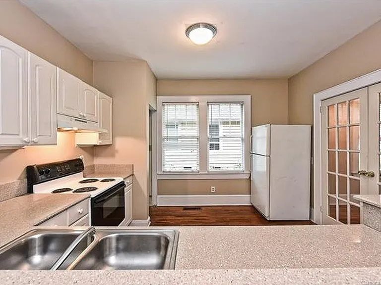 322 Walnut Ave #B — Photo 13