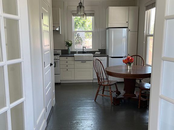 2nd image of 308 Vallejo St #308