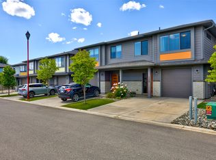 1323 Kinross Pl #120, Kamloops, BC V1S0B8
