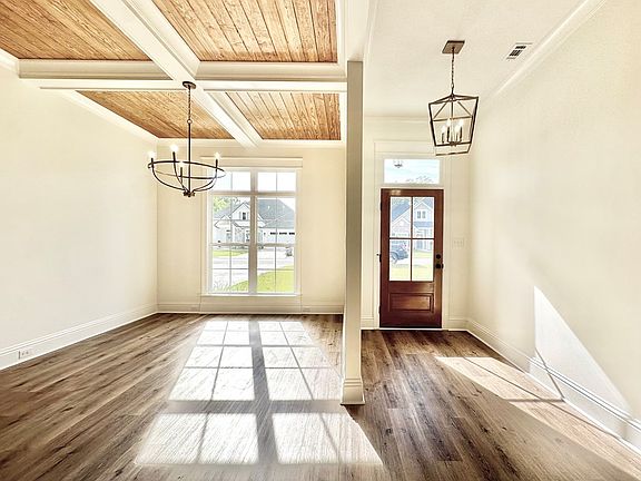 2nd image of 3017 Houser Way