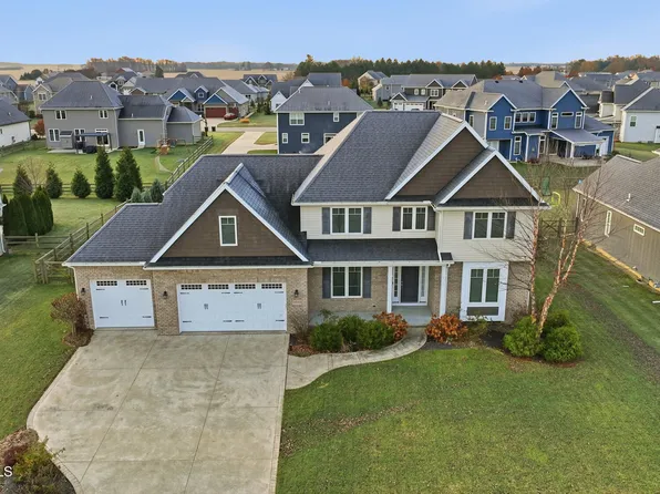 9599 Newbury Ln, Whitehouse, OH 43571