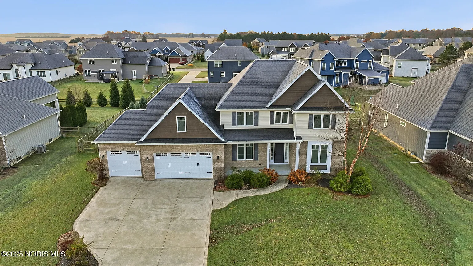 9599 Newbury Ln photo 1