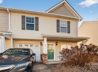 82 Old Salem Ct, Fletcher, NC 28732