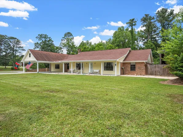 103 Oak Dr, Petal, MS 39465