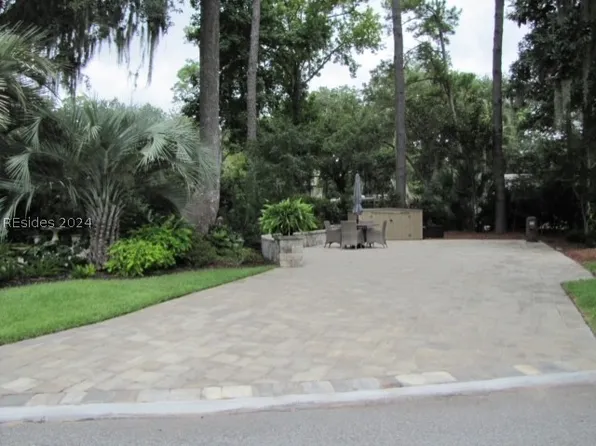 133 Arrow Rd #382, Hilton Head Island, SC 29928